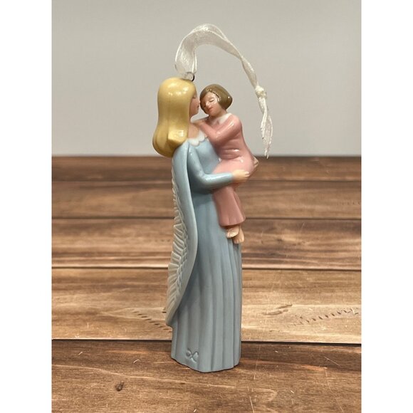 2005 HALLMARK KEEPSAKE ORNAMENT QXG4372 ANGEL ON EARTH MOTHER AND CHILD GLASS - Picture 8 of 11